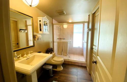 Sequoia Cabin by the River - Photo 22