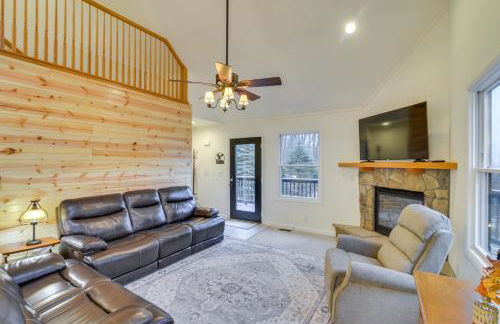 The Eagles Nest at Alpine Cabin with Fireplace! - Foto 1