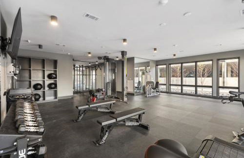 Premium Condo with Huge Patio near Vanderbilt & Downtown - Foto 32