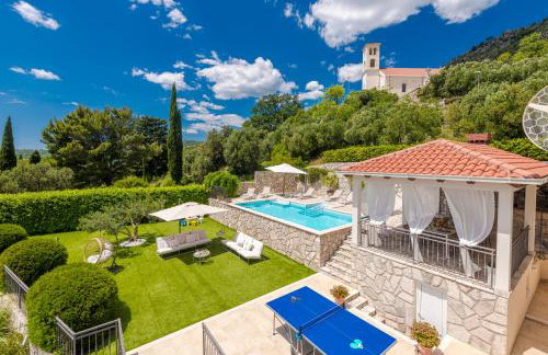 Villa Festa - Foto 1