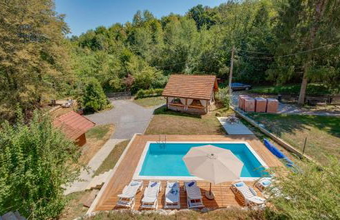 2 Bedroom Nice Home In Koranski Brijeg - Foto 8