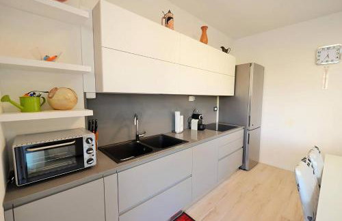 GIGI HOUSE appartamento PIAZZA MAZZINI 150m dal mare CON PISCINA e SPIAGGIA - Foto 3