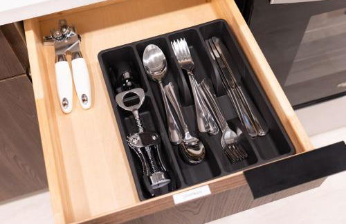 10thFloor CityView HotTub,Pool,Gym,Parking,King Bed - Foto 32