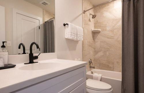 Piedmont Place Suite 304 - near vineyards! - Foto 11