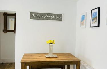 Ocean Terrace, Ilfracombe, 4 bedrooms, Sleeps 8, Stunning Sea Views, Parking, Garden, Pet Friendly - Foto 11