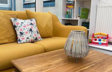 Number Forty Two, Portsoy - A 3 bedroom cottage with sea views - Foto 12