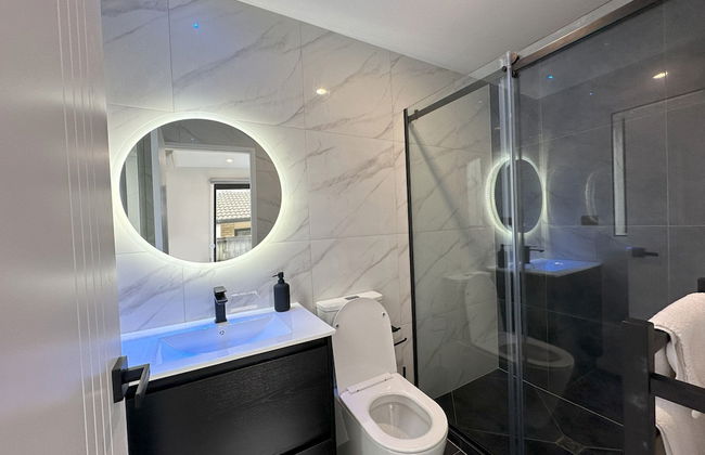 Royal Residency - Photo 22