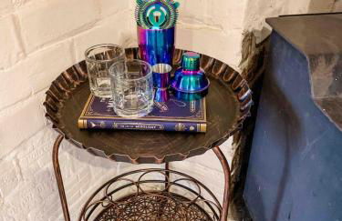 Beachglass Cottage - Family Friendly Kids and Pets - Photo 15