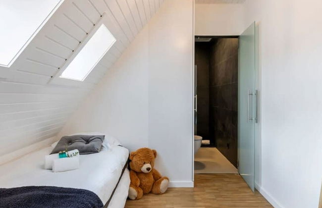 Spacious Duplex Apartment in the Center of Knokke - Photo 24