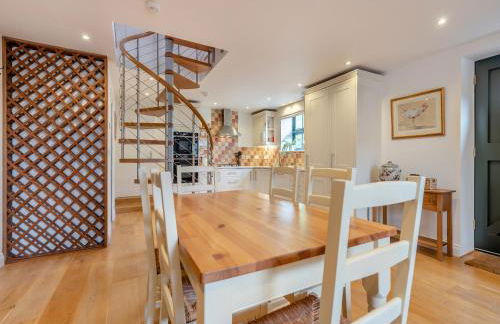 Knighton Mill Dairy - Photo 6