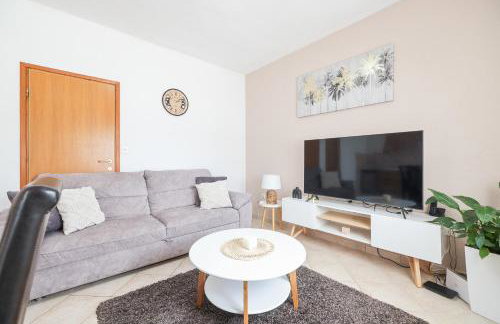 Villa Nada for 10 people with pool & integrated whirlpool - Foto 8