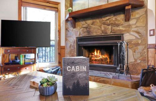 Mountain Views Hot Tub FirePit Close to town - Foto 11