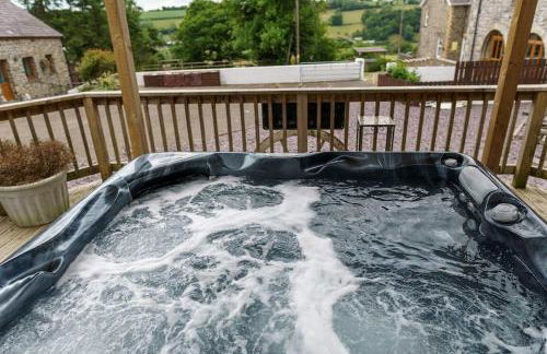 The Stables - Photo 6