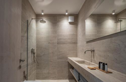 Amalthia Villa, Heated Pool & Walk to the Beach, By ThinkVilla - Photo 50