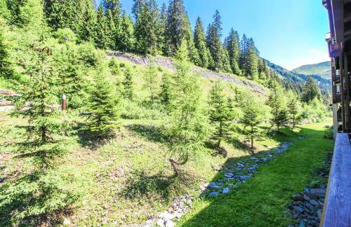 Spacious Family 2-bed, 2-bath with parking, private piste - Foto 21