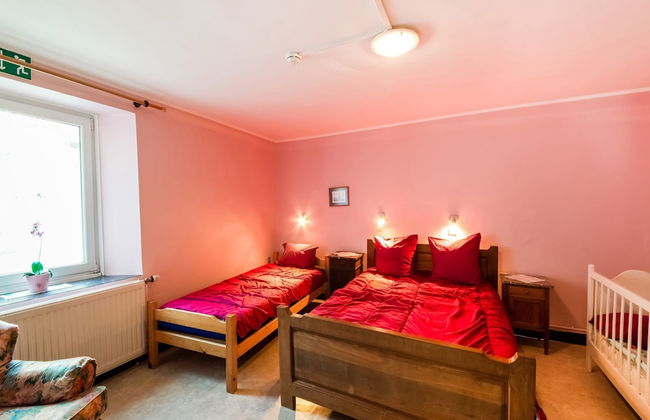 Forestside Escape for 15 Guests - Photo 8