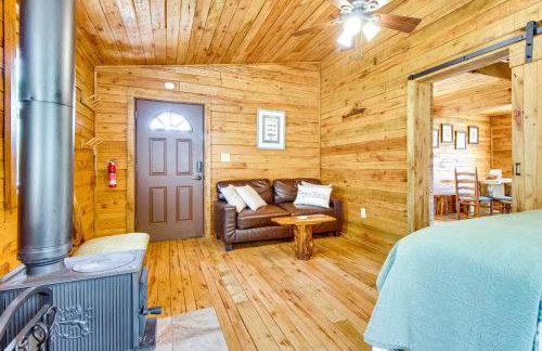 Walk to White River Cotter Cabin with Fire Pit! - Foto 5