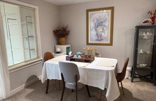 Pet Friendly Bellevue Condo with Stunning City Views - Foto 42