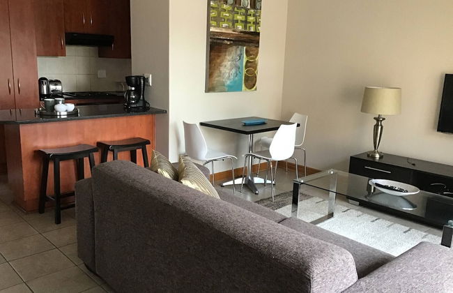 2BR Relocation Housing Fully Furnished Secured in Pentagon Park - Foto 4
