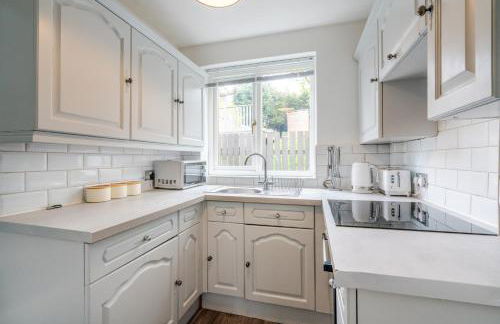 Stylish & Comfortable 3BR Spacious Home with Parking - Foto 16