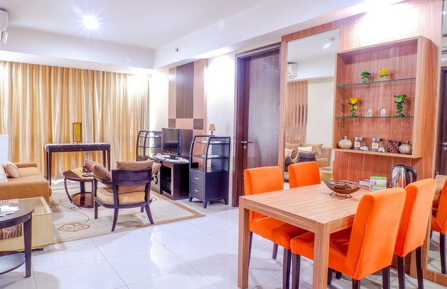 Cozy Pool View Kemang Village Residence Apartment with Direct Access to Mall - Foto 19