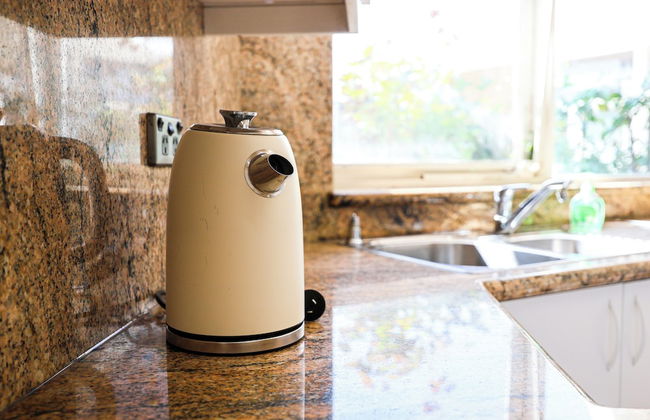 StayAU Spacious 6BR McKinnon Pool Home - Foto 34