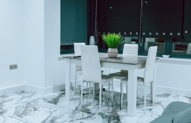 Charming 2-bed Apartment in Purley - Foto 10