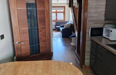 Self-catering extended family home - Photo 27