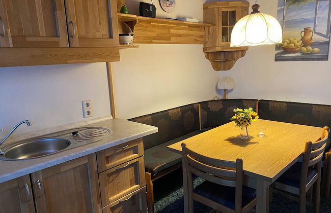 Cozy ans Spacious Apartment With Scenic Views - Photo 7