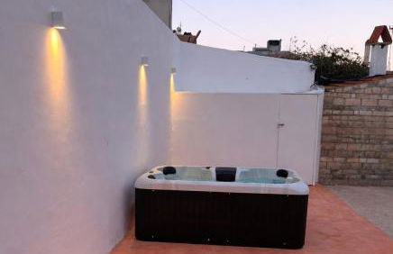 Irene Villa with Hot Tub, by Estia - Foto 28