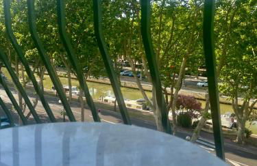 Apparemment luxueux niché dans les arbres - Foto 11