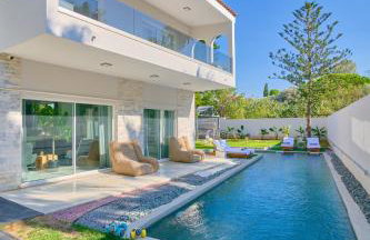 Luxury Villa with Pool, BBQ & Garden in Vouliagmeni - Foto 30