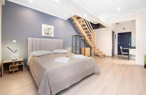 Oasis Apartments - Photo 3