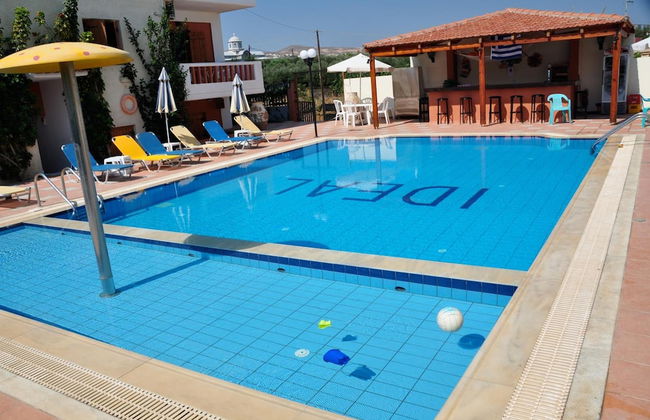 Ideal Hotel - Photo 21