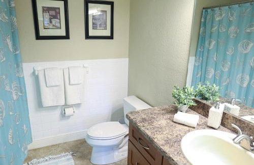 Sunnyside Palms - 2BR, Poolside, 5 min to Beach - Foto 21