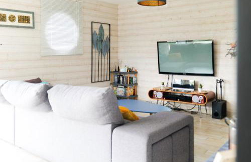 Jolie maison en bois à 2 kms de la plage de Brem Sur Mer - 6 personnes - Foto 6