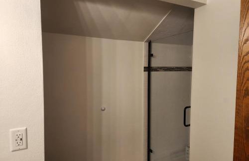 Whispering Woods Estate - Relax, Recharge, Connect - 12 wooded acres, 3 Bedrooms, 3 Baths, sleeps 10 - Foto 16