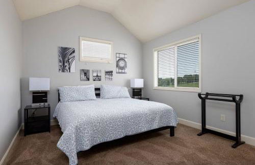 Home Away from Home 3 Close to KCI Airport, Weston - Foto 24