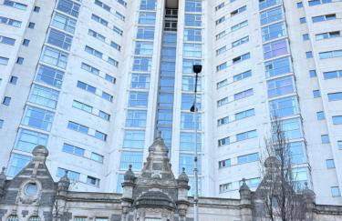 Modern 1-Bed Altolusso Flat - FREE Secure Parking - Cardiff City Centre - Foto 3