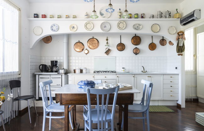 4 bedroom Apartment in Diano Castello with swimming pool and garden - Photo 9