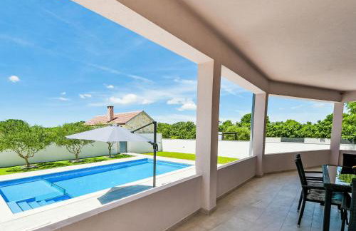 Holiday Home Anić by Interhome - Photo 1