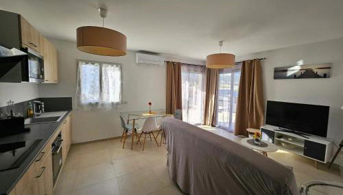 Appartement moderne à Lucciana avec terrasse ensoleillée. - Foto 2