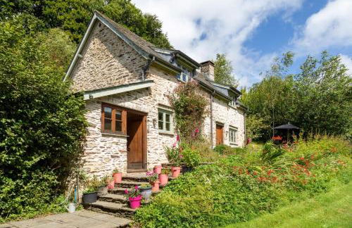 Butterfly Cottage - Photo 1