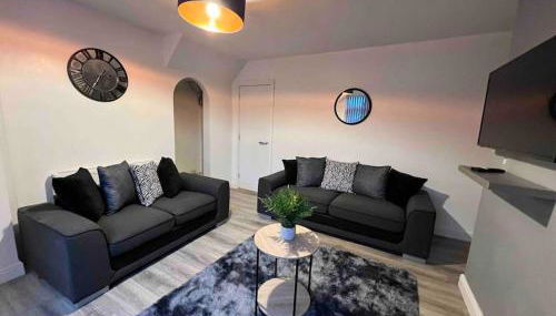 Flaxton-Luxurious Home near NEC, BHX - Foto 5