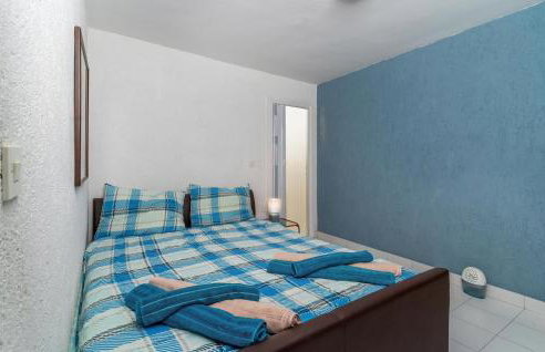 2 Bedroom Cozy Apartment In Jadranovo - Foto 14