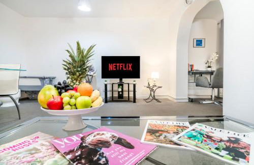 Monmouth House Aylesbury Premier Quality Accommodation For Larger Families Contractors And Professionals Sleeps Up to 6 Guests - Foto 51