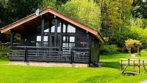 Stringy Rocks - Photo 1