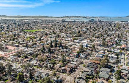 Elmwood House Berkeley - Photo 21