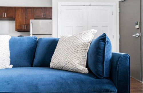 CozySuites Music Row Elegant 1BR w free parking 15 - Foto 12