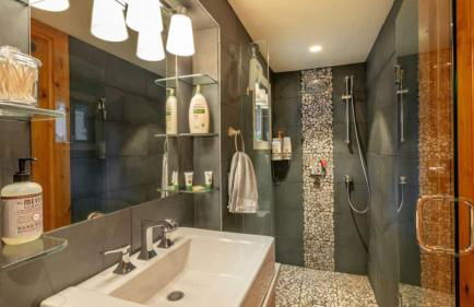 Henderson by Avantstay Lake View! Walk to Beach, Garwoods & More! - Foto 24